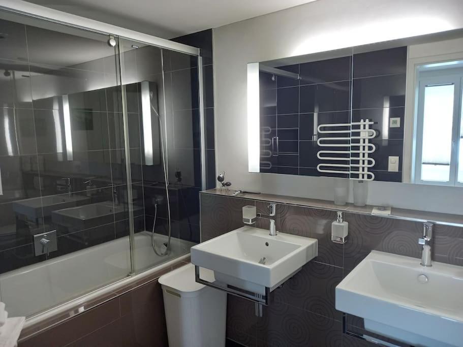 New.. Matten Central Family Suite, Sleeps 4 Matten bei Interlaken Exteriér fotografie